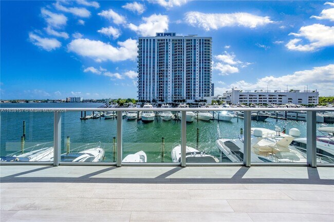 Foto del edificio - 17301 Biscayne Blvd
