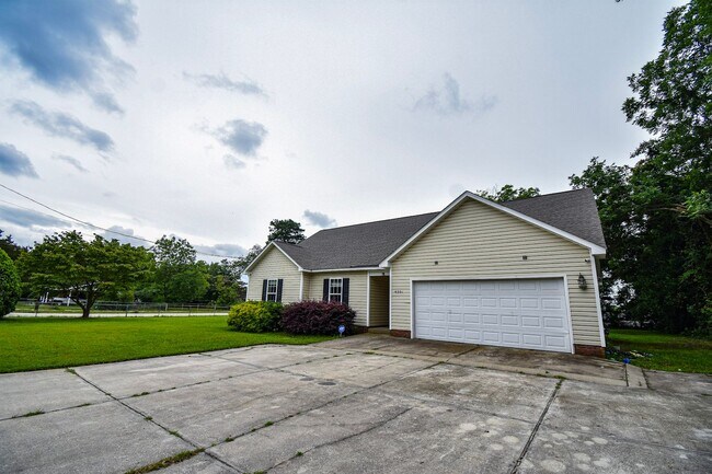 Building Photo - Coming Soon: 5 Bedroom 3 Bathroom Home
