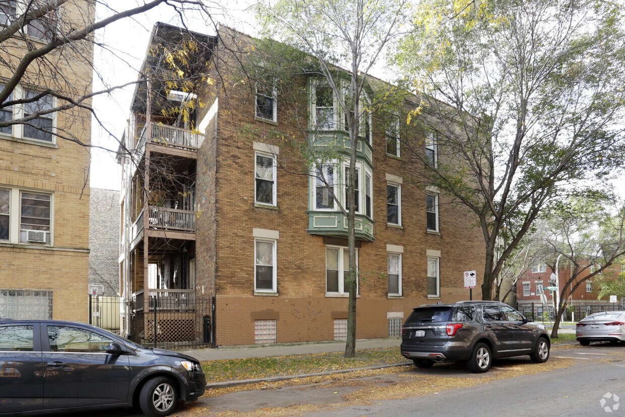 Building Photo - 1253-1255 N Artesian Ave