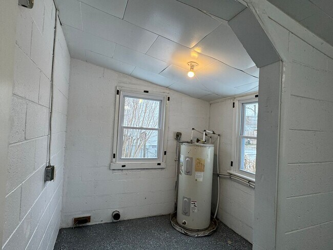 Foto del edificio - 16207 Lucia Dr