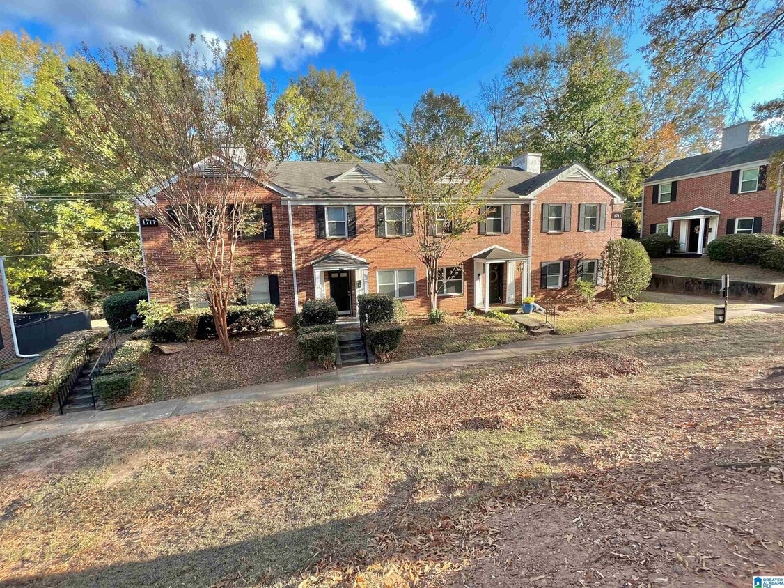 1711 Valley Ave Unit A, Homewood, AL 35209 Condo for Rent in Homewood