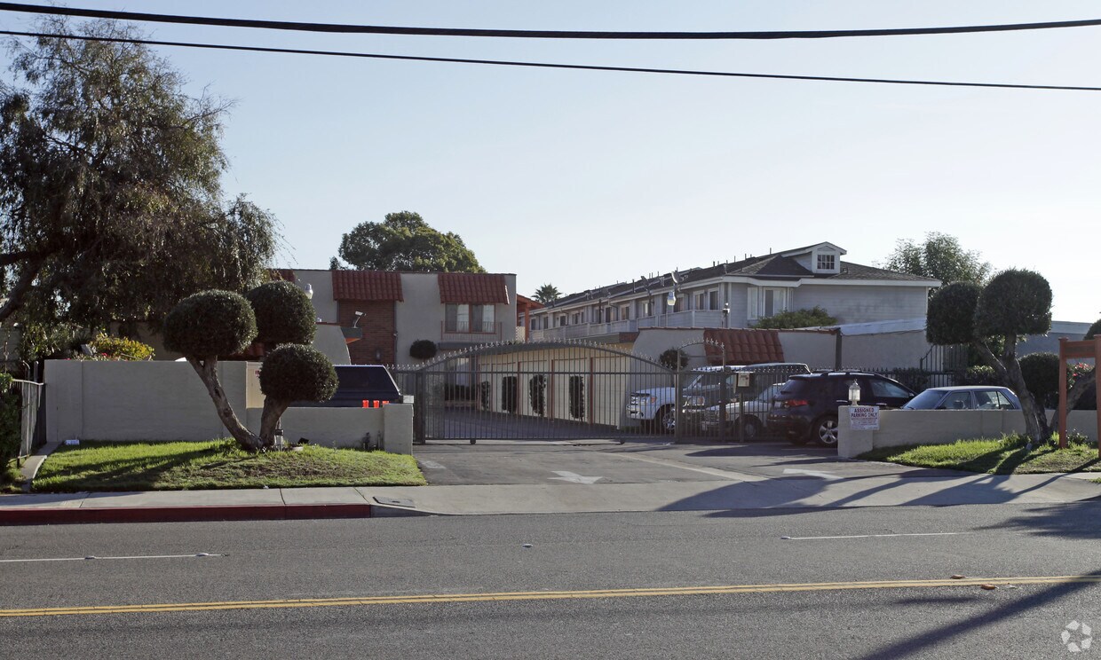 Foto principal - Westwood Apartments