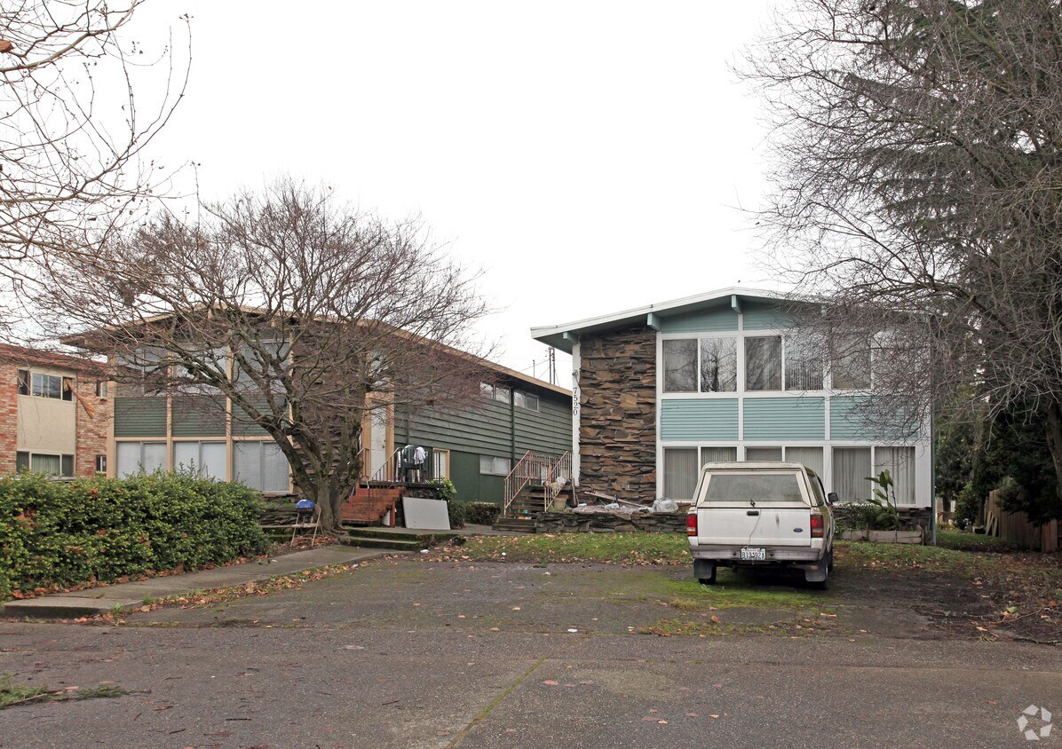 Foto del edificio - 7516-7520 Renton Ave S