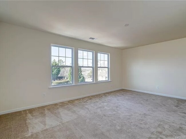 Building Photo - 7034 Adare Mews Rd