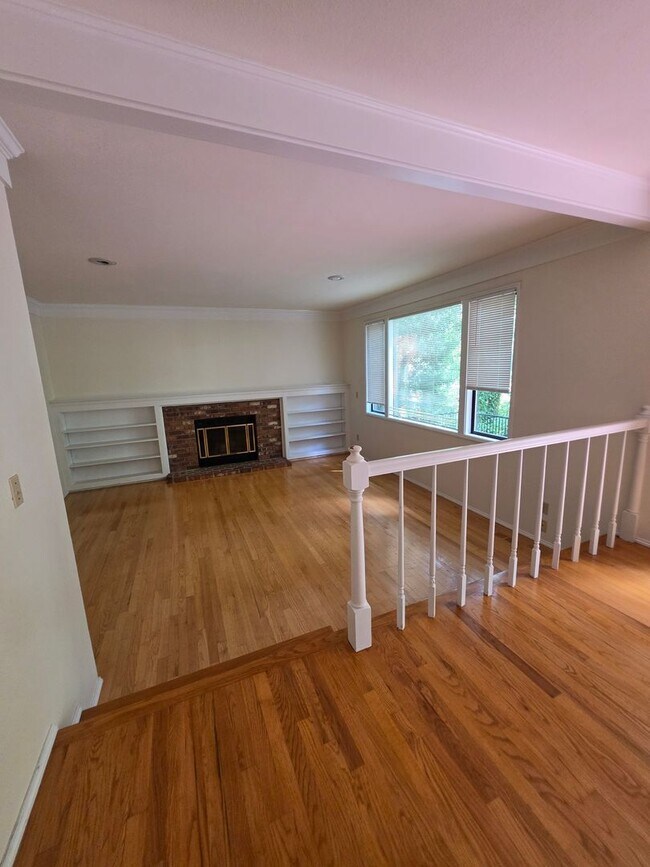 Foto del edificio - Lovely 4 bedroom Somerset Home in Private Wooded Setting