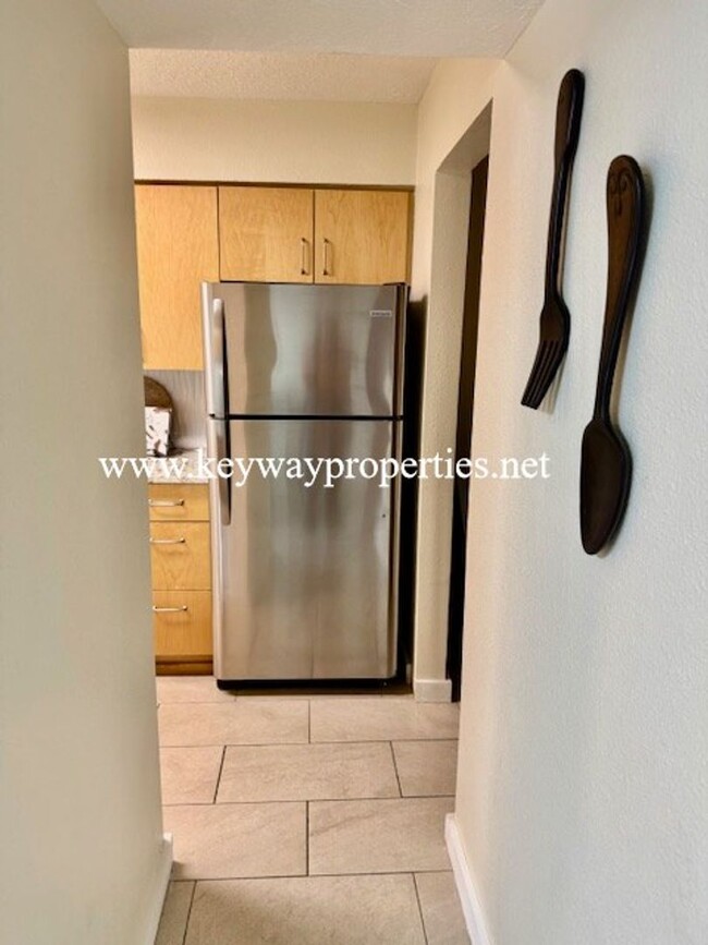 Foto del edificio - ***Deposit Moves you in*** FootHills 3bed ...