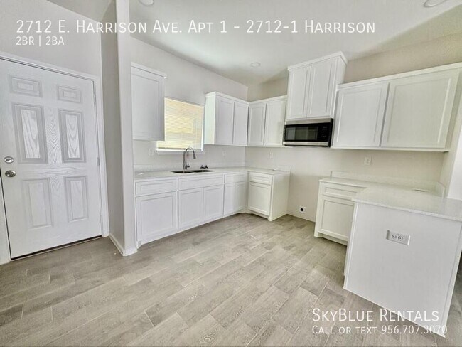 Building Photo - 2712 Harrison Ave