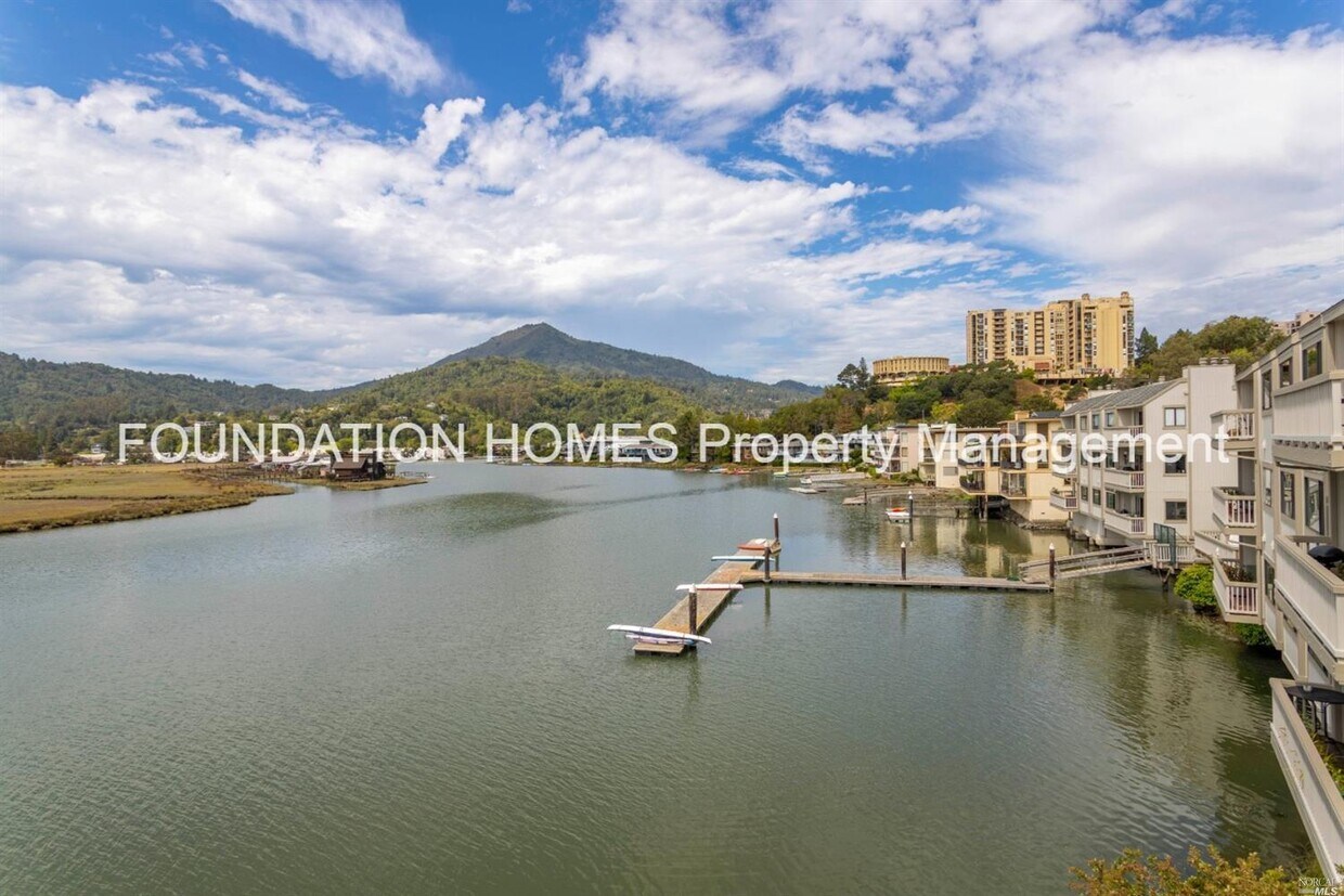 495 S Eliseo Dr Unit 5, Larkspur, CA 94904 Condo for Rent in Larkspur