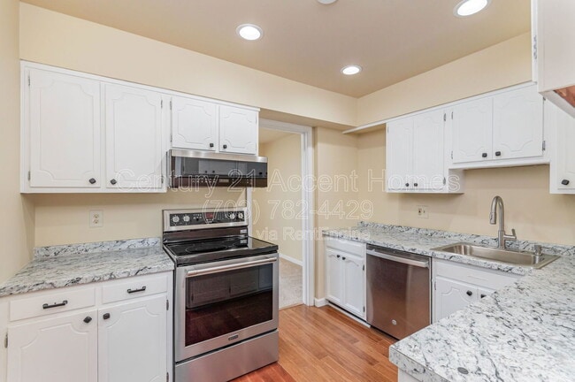 Photo - 14447 Cool Oak Ln Townhome