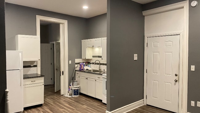 Foto del edificio - 206 Carlisle St