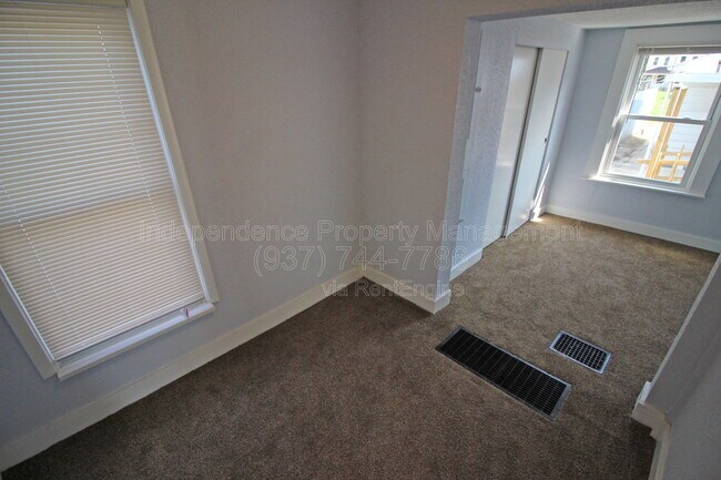 Foto del edificio - 78 Notre Dame Ave