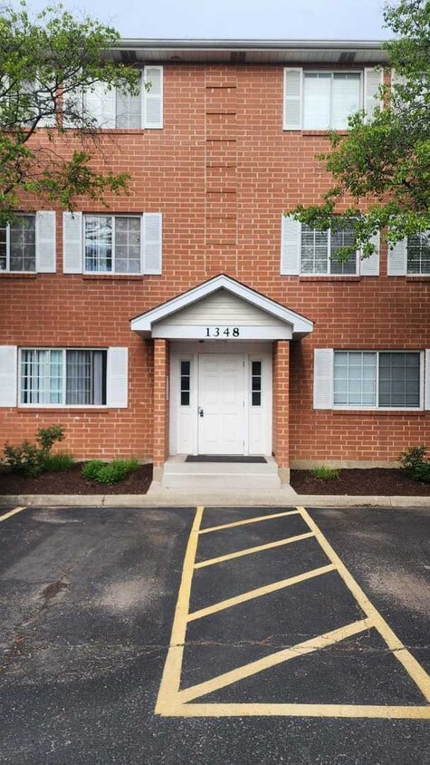 Primary Photo - 1348 S Lorraine Rd
