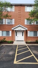 Building Photo - 1348 S Lorraine Rd