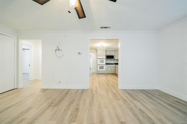 Foto del edificio - 303 N 2nd St