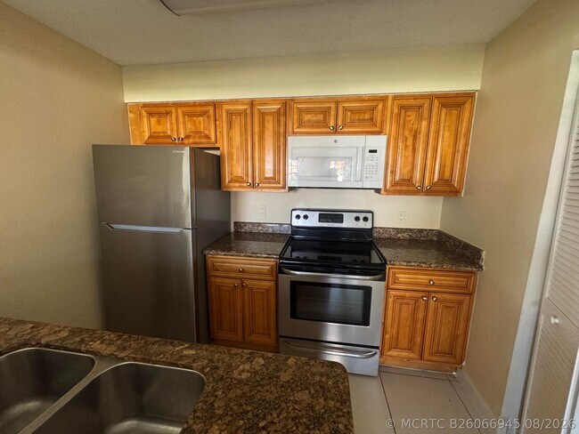 Foto del edificio - 1241 SW 46th Ave