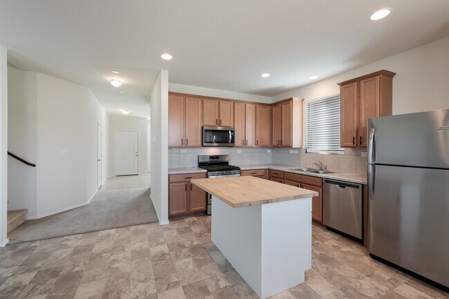 Building Photo - 7671 Pecos Rdg