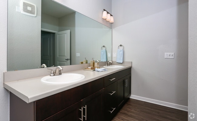 Interior Photo - Eastmar Commons