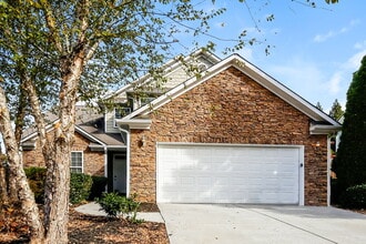 Building Photo - 4550 Black Hills Dr NW