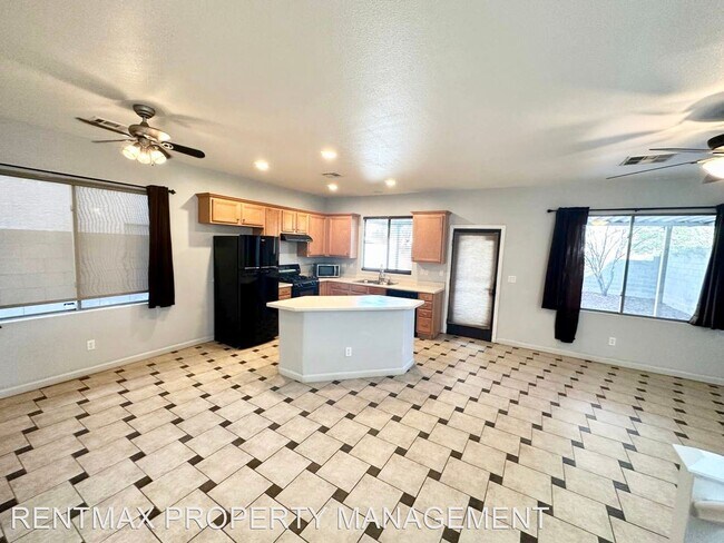 Building Photo - 3 br, 2.5 bath House - 6362 DIEGO DR
