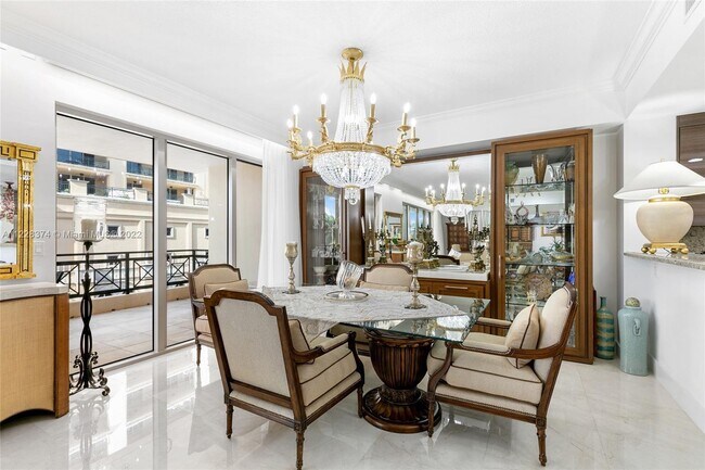 Foto del edificio - 3415 N Ocean Dr