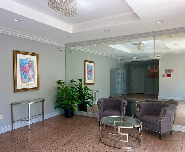 Foto del edificio - 14245 Dickens St