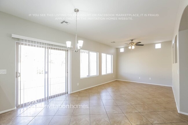 Building Photo - 2920 W Keim Dr