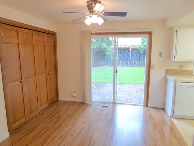 Foto del edificio - 5248 Baxter Ct SE