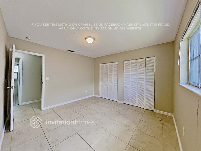 Foto del edificio - 7311 NW 20th St