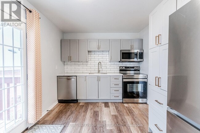 Building Photo - 5 Herrell Ave