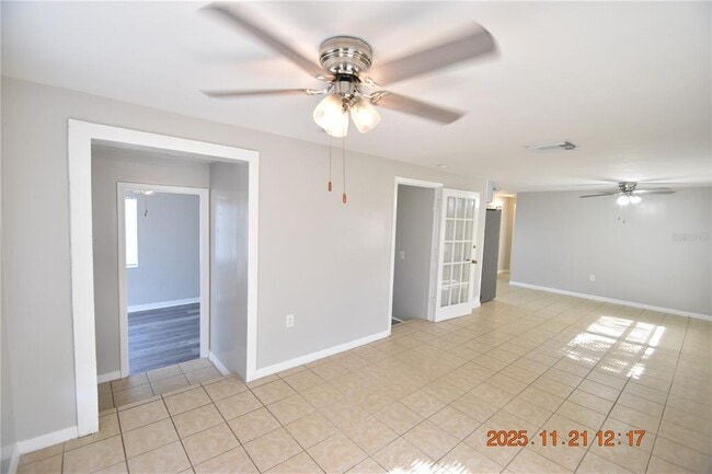 Foto del edificio - 363 Milwaukee Ave