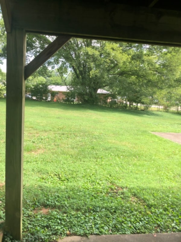 Photo - 180 Chippendale Dr House