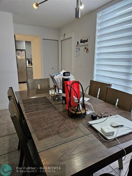 Foto del edificio - 6903 Cypress Rd