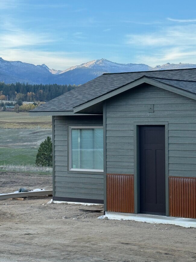 Foto del edificio - 1331 Roots Trl