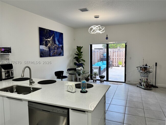 Foto del edificio - 23461 SW 129th Ave