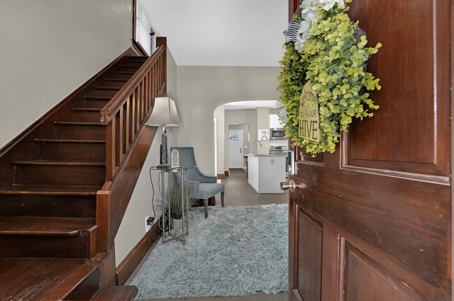 Welcome - 963 S 22nd St