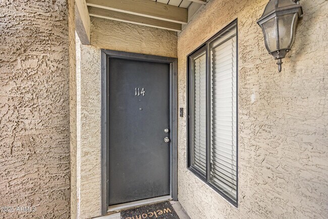 Foto del edificio - 1241 N 48th St