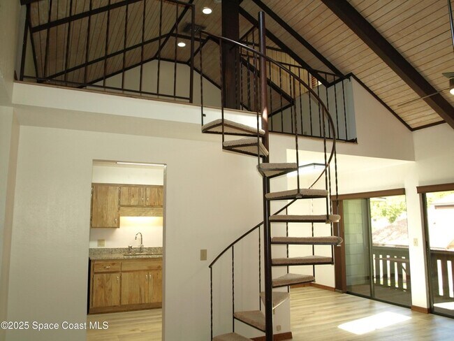 Foto del edificio - 9015 Wedgewood Pl