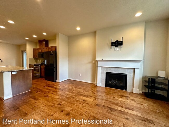 Building Photo - 3 br, 2.5 bath House - 10891 SW Stockholm ...