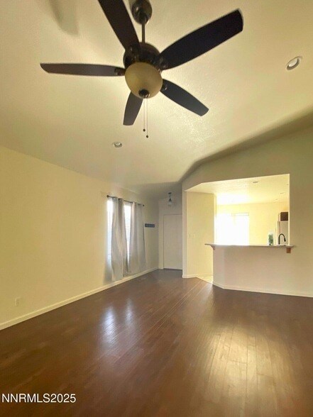 Foto del edificio - 7165 Crosswater Ct