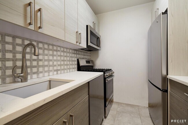 Foto del edificio - 345 E 80th St