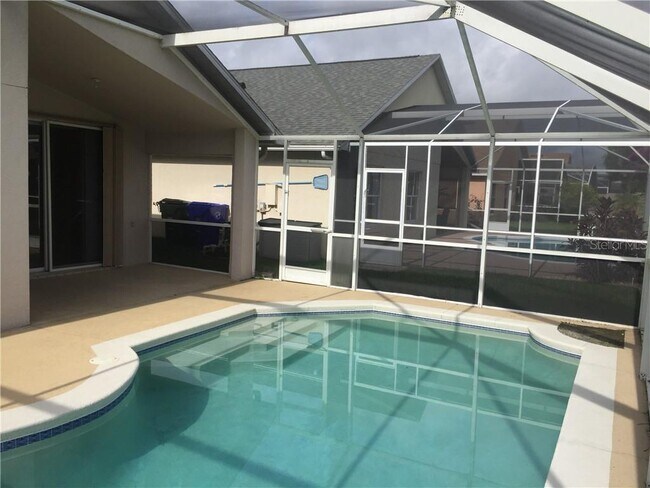 Foto del edificio - 4587 Eaglet Ln