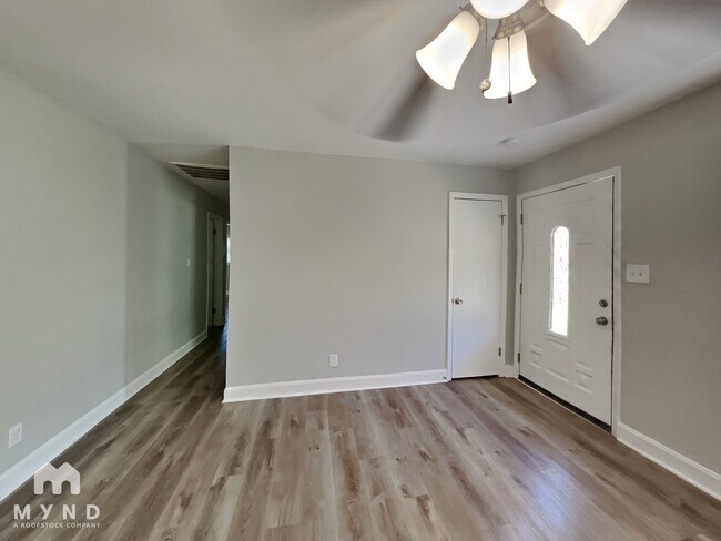 Building Photo - 2837 Wedgefield Dr