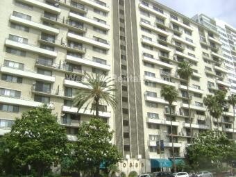 Foto principal - 10535 Wilshire Blvd