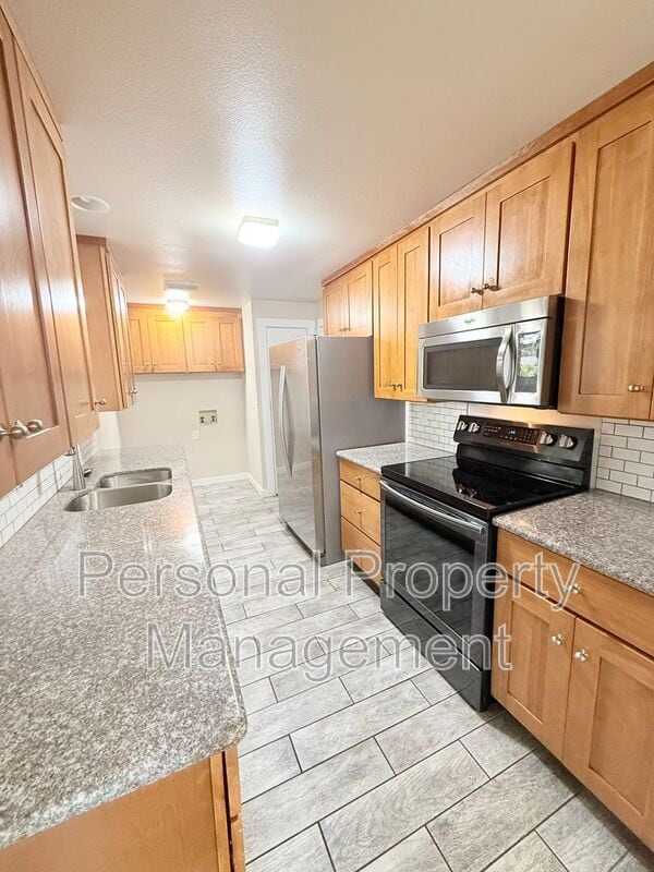 Foto del edificio - 1803 SE Blairmont Dr