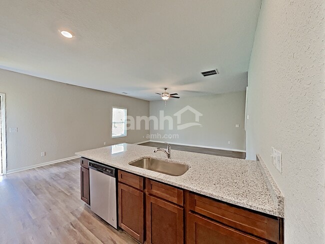 Building Photo - 4894 Bridle Path