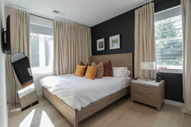 Photo - 1806 A St NE Apartment