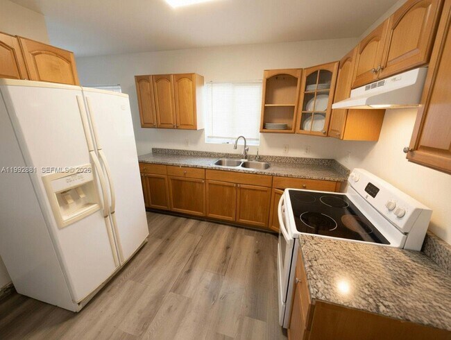 Foto del edificio - 1442 NW 73rd St