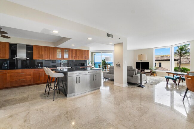 Foto del edificio - 2575 S Ocean Blvd