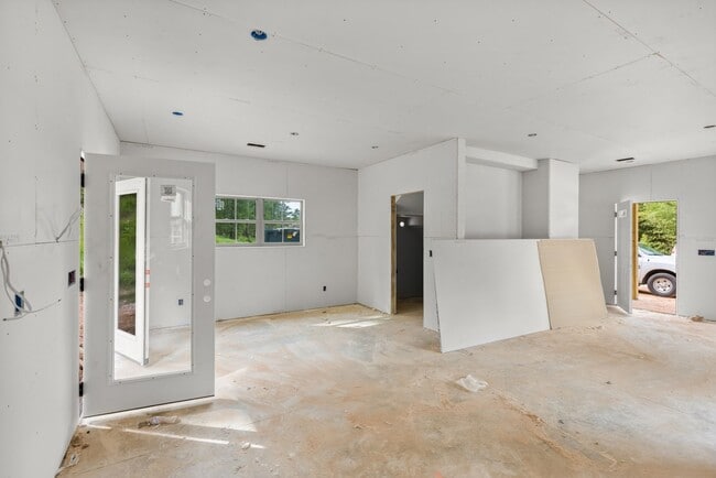 Building Photo - 3286 Wire Rd