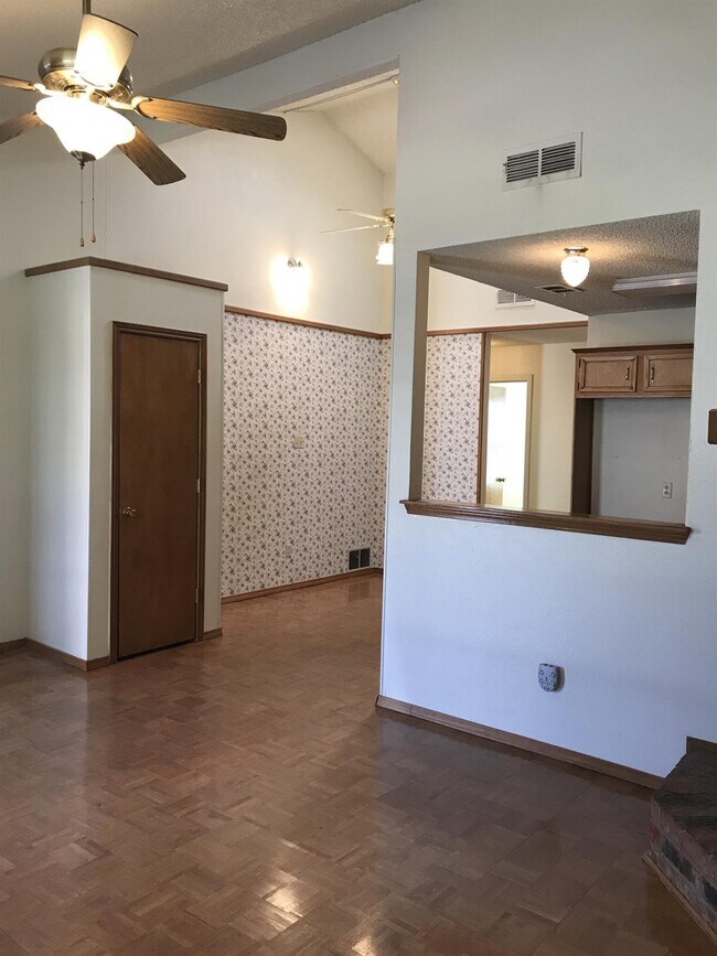 Building Photo - 5620 Brownfield Dr